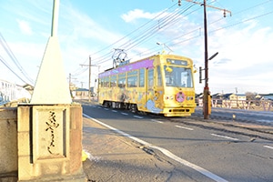 京橋を走る路面電車