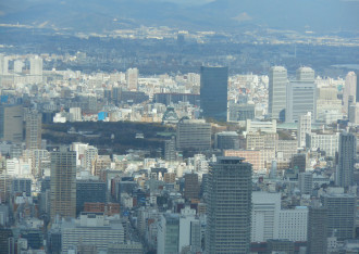 図4　あべのハルカス展望台からみた大阪城