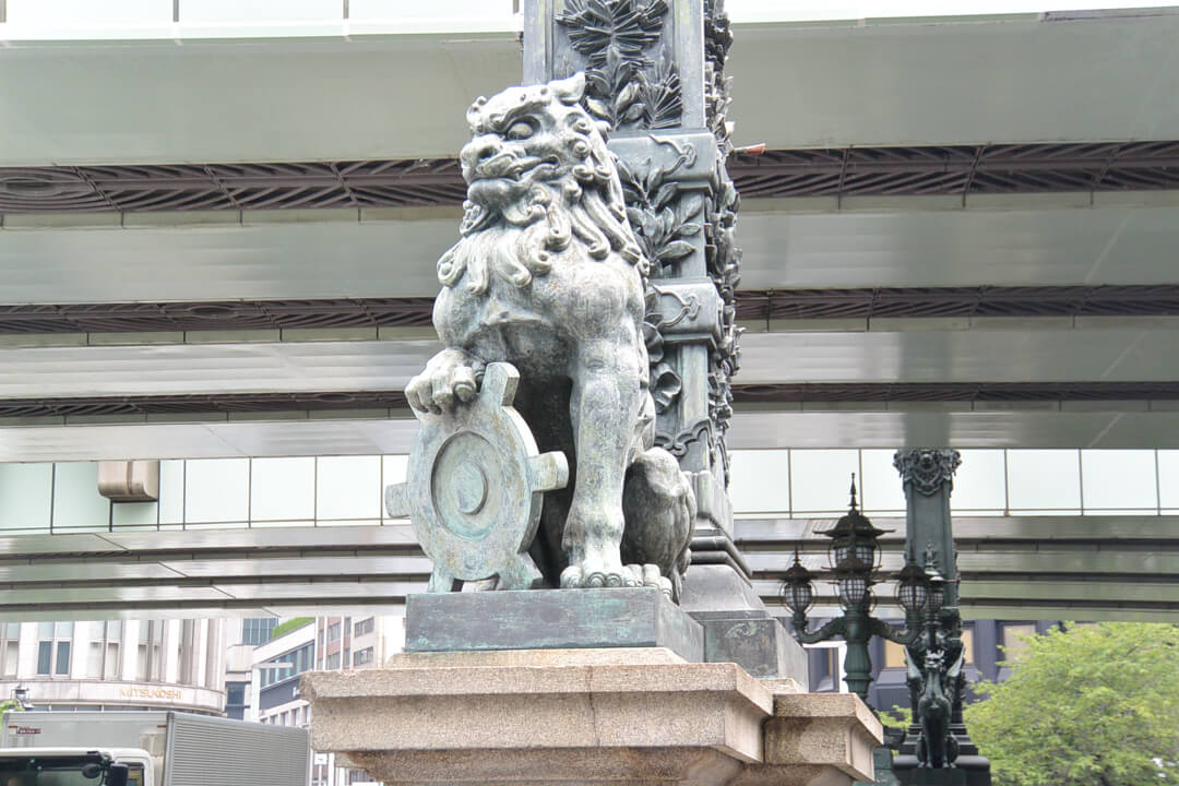 「日本橋」獅子像