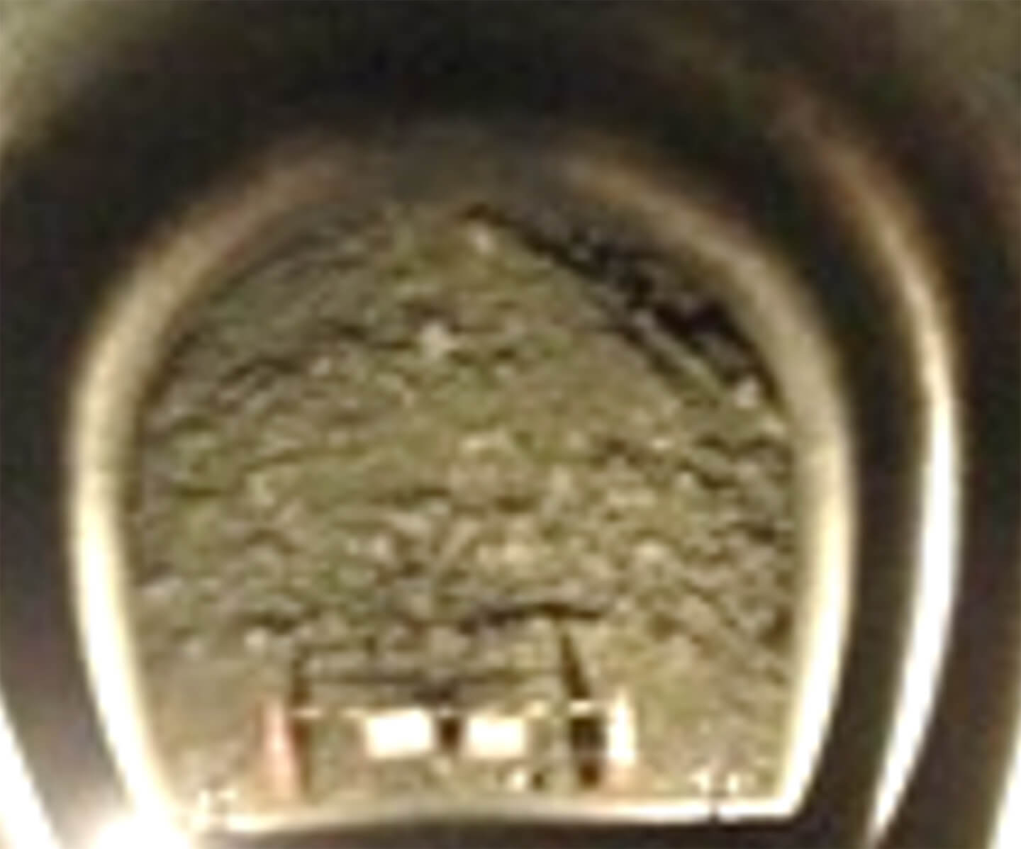 写真11※）亀の瀬トンネル　奈良側の土砂侵入状況